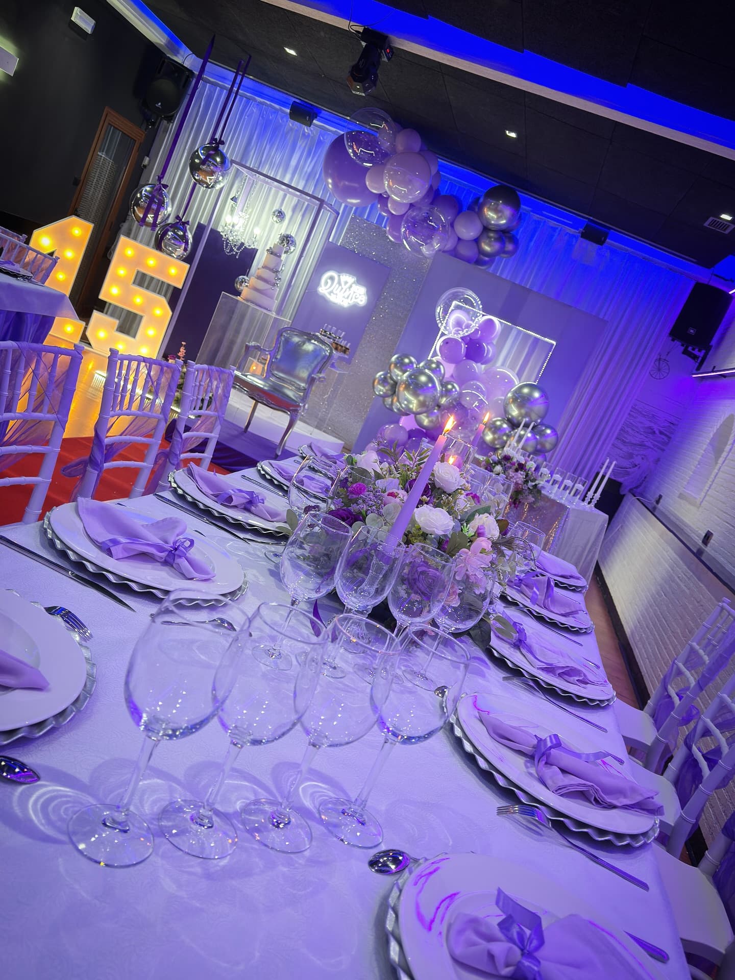 Quince años de Samantha miniatura 3